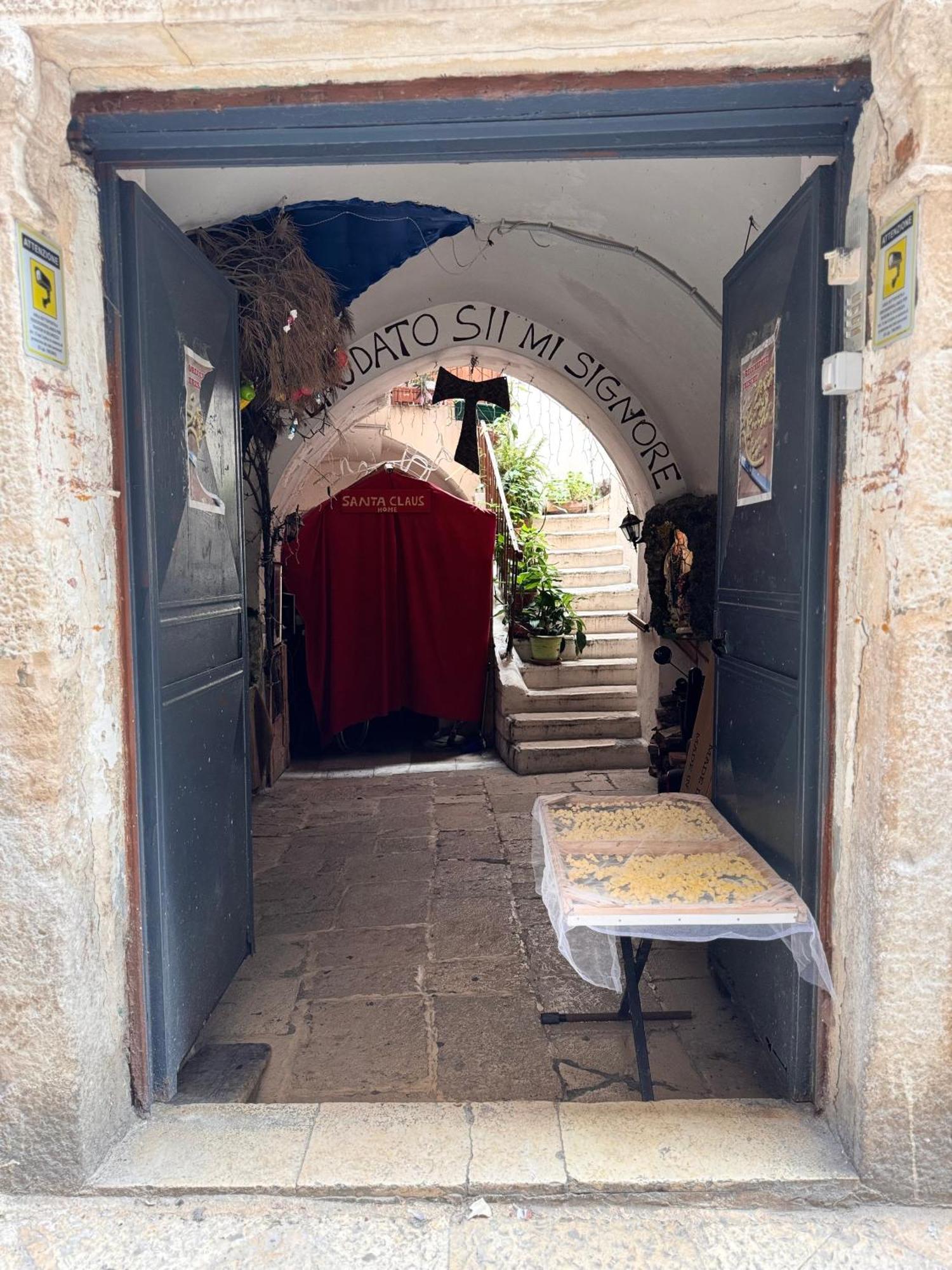 Mimi Maison Bari Vecchia Bagian luar foto